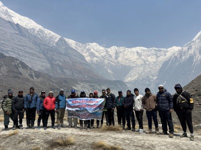 अन्नपूर्ण आधार शिविरमा म्याग्दीका जनप्रतिनिधि र सुरक्षा अधिकारीको समन्वय बैठक   